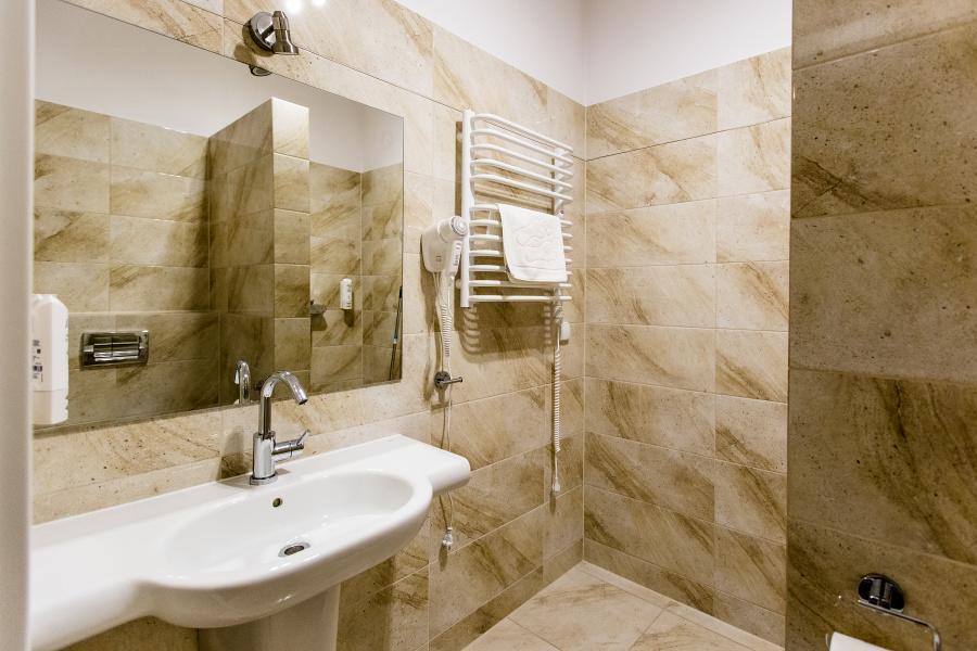 Hotel Dwor Maria Antonina Strzyżów Esterno foto